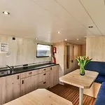 Unique Houseboat Center 'greuns' 보트호텔 암스테르담