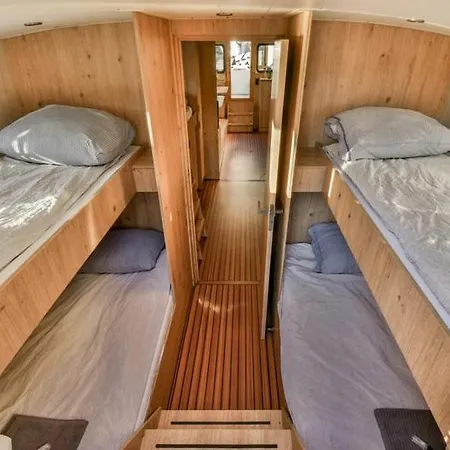 Unique Houseboat Center 'greuns' Hotel na wodzie *